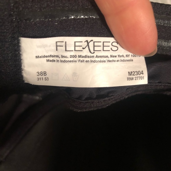 MAIDENFORM Flexees Easy-Up Firm Control Convertible Slip - Picture 10 of 12